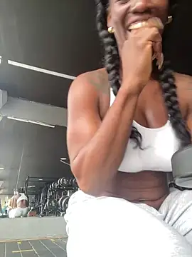 Snapshot of Bustykeyla chatting on 03-15-25, 03:16 Bustykeyla online show from 03-15-25, 03:16