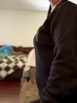 Alix Valentine online show from 10-29-25, 07:48