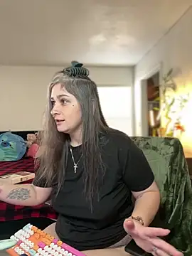 Alix Valentine online show from 01-05-26, 05:38