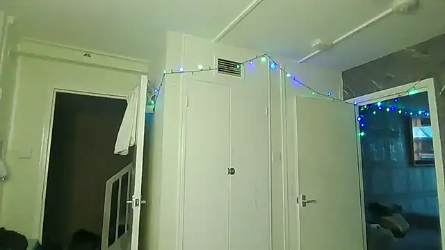 MilkyMarie1 online show from 12-05-25, 09:51