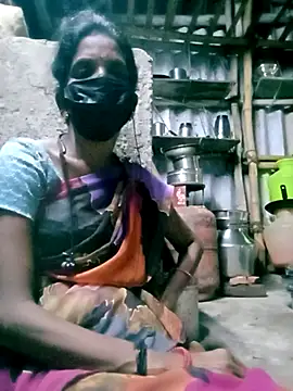 Tamilauntyhot online show from 09-17-25, 01:13