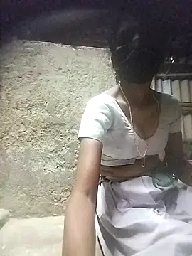 Tamilauntyhot online show from 11-21-25, 03:54