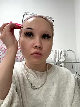 AsiaVegas online show from 10-20-25, 04:07