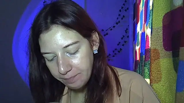 Lily Ember online show from 10-18-25, 10:27