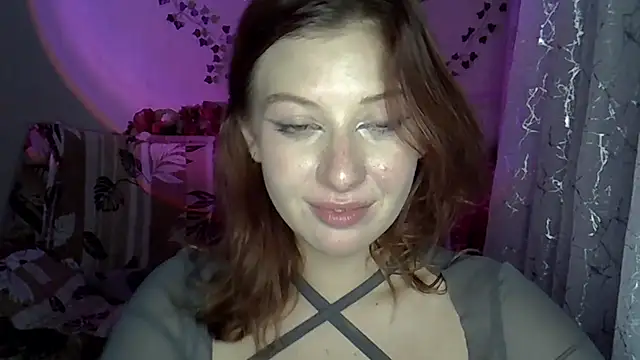 Lily Ember online show from 11-30-25, 06:23