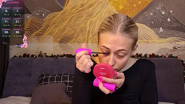 Snapshot of ChristyMarshall chatting on 09-10-25, 05:35 ChristyMarshall online show from 09-10-25, 05:35