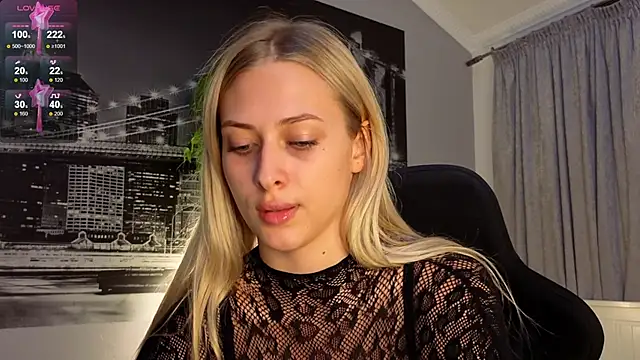 Snapshot of ChristyMarshall chatting on 09-26-25, 05:39 ChristyMarshall online show from 09-26-25, 05:39