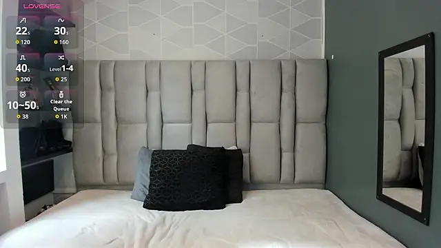 Charlot milf online show from 02-16-26, 01:40