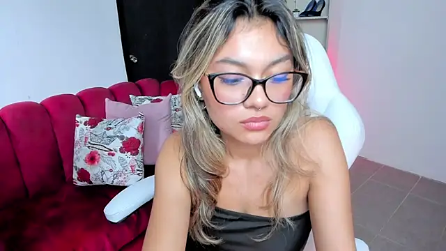 Tatiana mendoza online show from 09-20-25, 04:30
