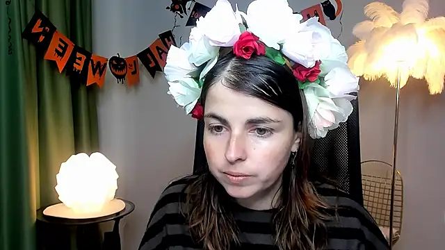 MartaEdams online show from 10-25-25, 06:10