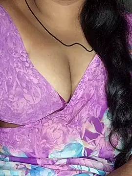 Snapshot of Mia-Telugu chatting on 12-03-25, 10:24 Mia-Telugu online show from 12-03-25, 10:24