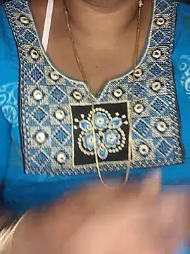 Snapshot of Mia-Telugu chatting on 02-08-26, 02:37 Mia-Telugu online show from 02-08-26, 02:37