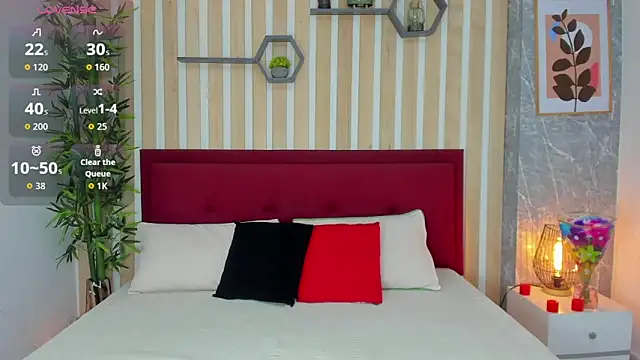 Snapshot of SamayRyann chatting on 02-14-26, 01:19 SamayRyann online show from 02-14-26, 01:19