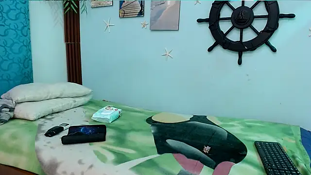 eladyrous98 online show from 10-08-25, 07:28