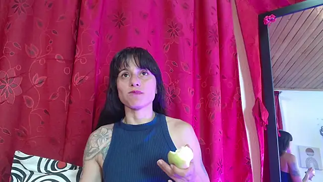 Samy Hoops online show from 10-27-25, 01:26