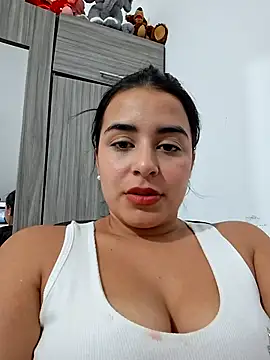 channell0 online show from 09-10-25, 04:56