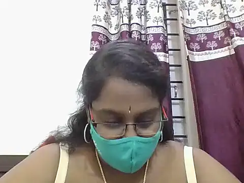 Reena-gowda online show from 09-22-25, 01:02