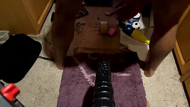 Snapshot of SharkedTaxis chatting on 12-13-25, 07:53 SharkedTaxis online show from 12-13-25, 07:53