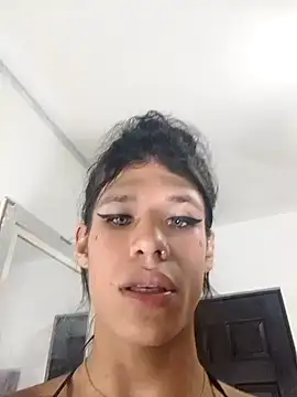 Snapshot of beautiful_taty chatting on 02-23-26, 04:10 beautiful taty online show from 02-23-26, 04:10