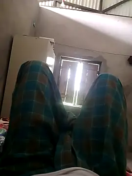 Snapshot of Raza7524 chatting on 09-17-25, 06:59 Raza7524 online show from 09-17-25, 06:59