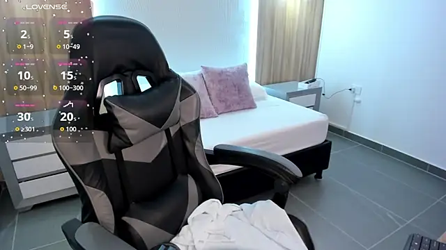 megara x  online show from 10-18-25, 11:38