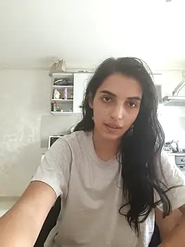 SweetMelodyZ online show from 10-28-25, 06:50