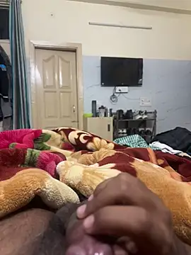 Snapshot of pussy_hunter0 chatting on 11-15-25, 02:13 pussy hunter0 online show from 11-15-25, 02:13