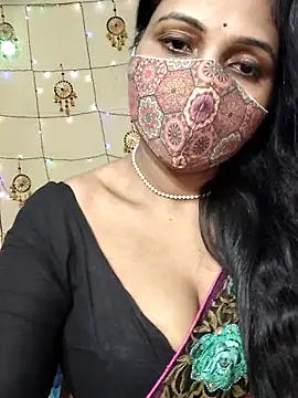 Hotty Sonali online show from 10-13-25, 11:38