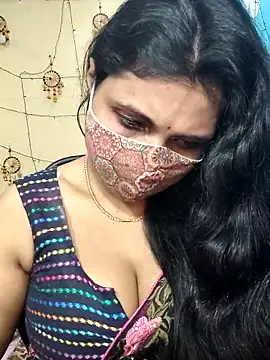 Hotty Sonali online show from 10-21-25, 08:04