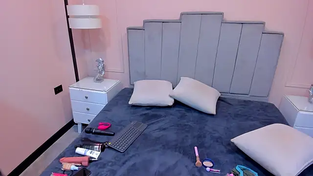 gabriela lux online show from 10-01-25, 11:38