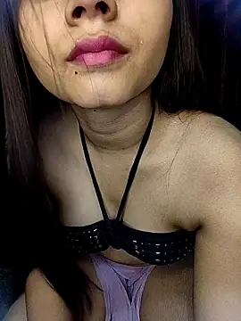 cute buggu online show from 09-25-25, 08:51