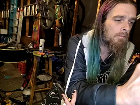 thejuicybacon online show from 11-18-25, 04:50