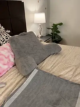 Snapshot of SableSin chatting on 11-18-25, 01:44 SableSin online show from 11-18-25, 01:44