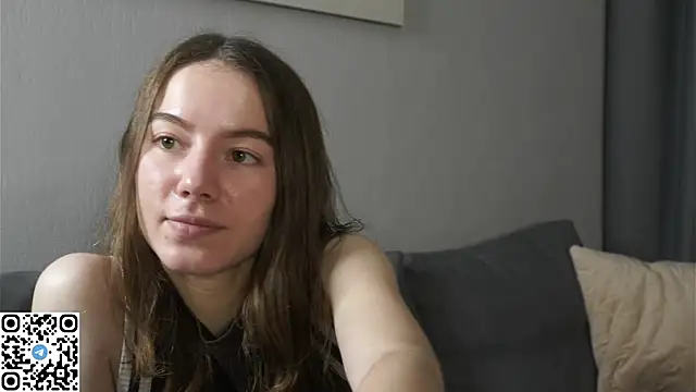 VeronaHerrin online show from 09-26-25, 07:23