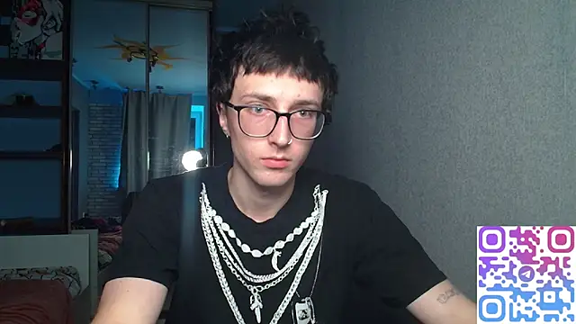 8goat online show from 11-23-25, 04:01