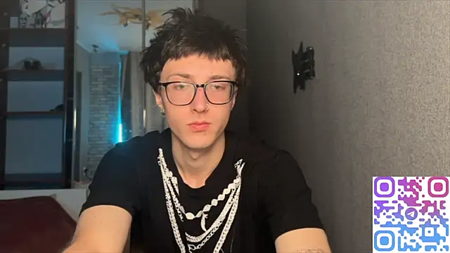 8goat online show from 11-24-25, 04:01