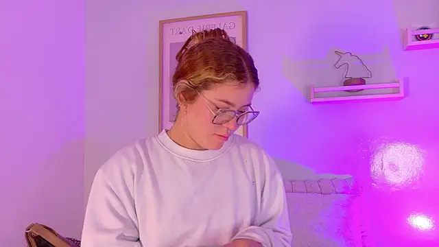 BelaMiller  online show from 12-20-25, 11:50