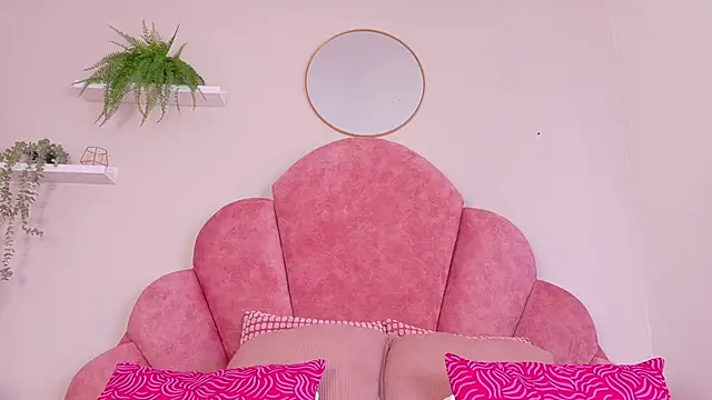 TiffValentinee  online show from 10-14-25, 07:36