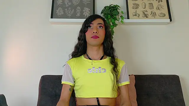 TiffValentinee  online show from 02-27-26, 07:36