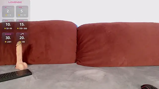 Snapshot of Christopher_Brown chatting on 02-05-26, 08:24 Christopher Brown online show from 02-05-26, 08:24