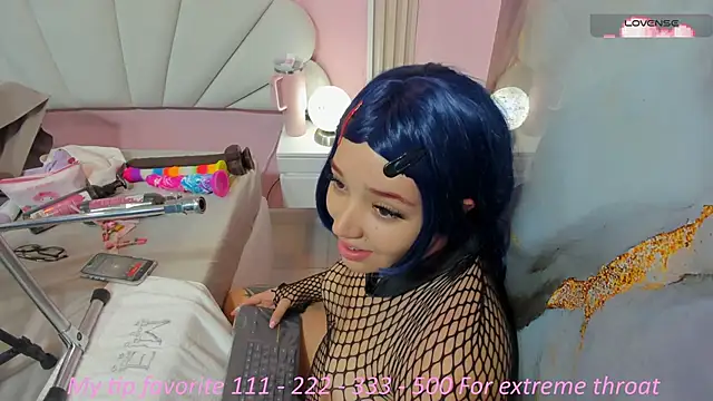 hinata dolly online show from 09-28-25, 08:42