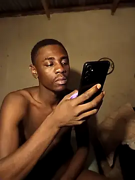 Chocolatepapix online show from 03-02-26, 08:15