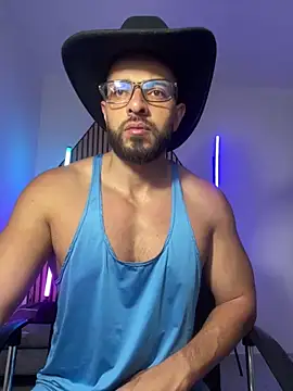 Snapshot of magnumchris chatting on 02-20-26, 11:00 magnumchris online show from 02-20-26, 11:00