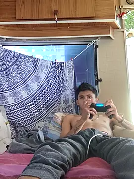 TussiFlaka online show from 09-23-25, 04:21