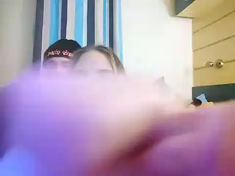 TussiFlaka online show from 11-21-25, 11:03