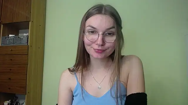 LooveELLYx online show from 12-03-24, 08:50