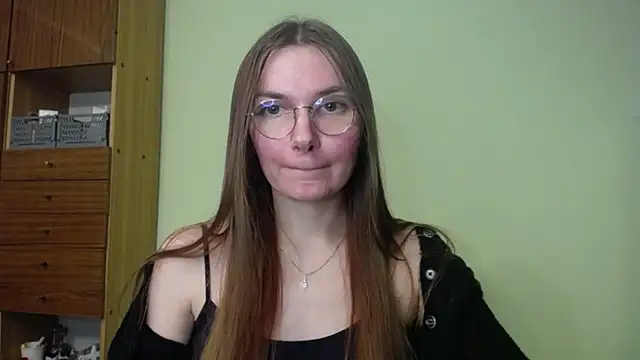 LooveELLYx online show from 12-09-24, 02:39