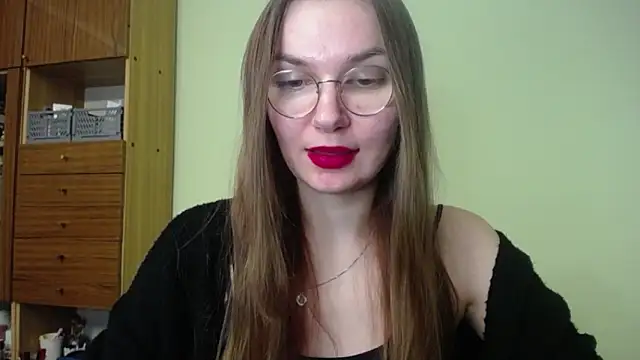 LooveELLYx online show from 12-12-24, 02:55