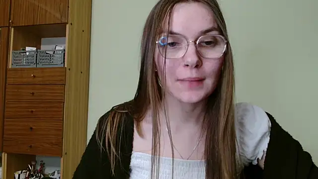 LooveELLYx online show from 01-13-25, 08:58