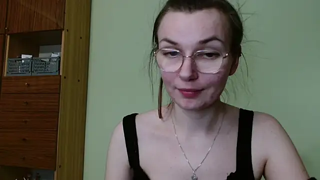 LooveELLYx online show from 01-22-25, 08:59